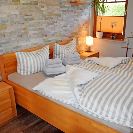 Apartment Ferienwohungen Zum Selliner See *