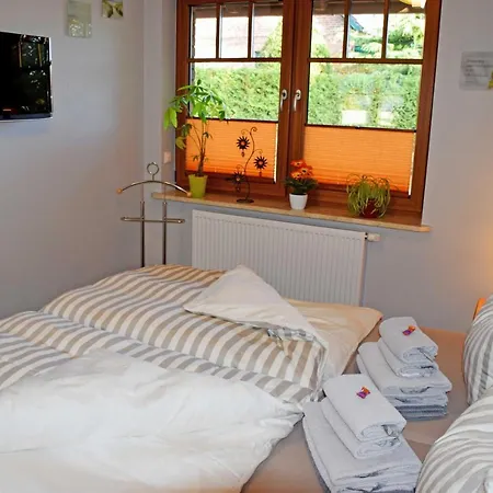 Apartment Ferienwohungen Zum Selliner See