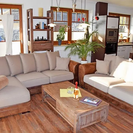 Apartment Ferienwohungen Zum Selliner See